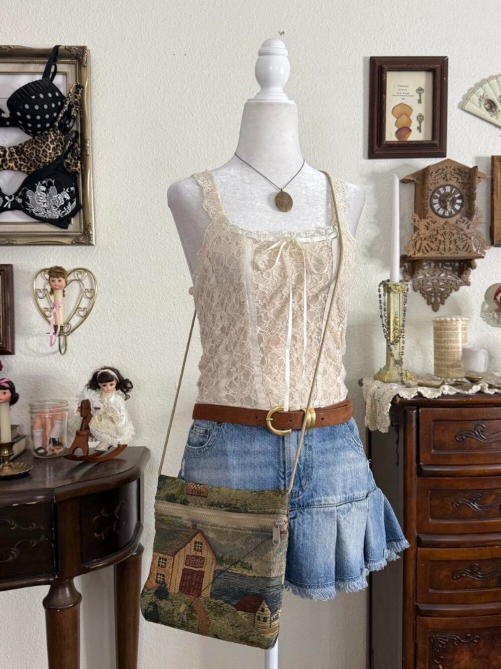 Vintage whimsical quirky scenic tapestry print crossbody bag